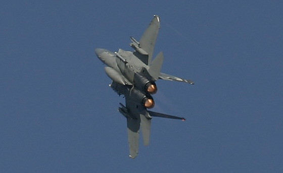 F15-005